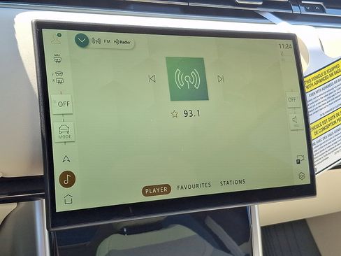 New 2026 Land Rover Range Rover SE AWD/4WD image 16