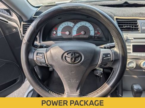 Used 2011 Toyota Camry SE FWD image 14