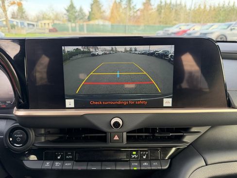 Used 2024 Toyota Crown XLE image 22