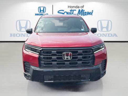 New 2026 Honda Pilot Sport image 2