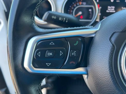 Used 2019 Jeep Wrangler Unlimited Sahara AWD/4WD image 36