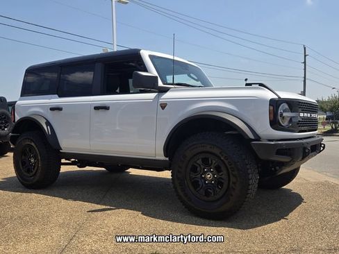 New 2026 Ford Bronco Badlands AWD/4WD image 5