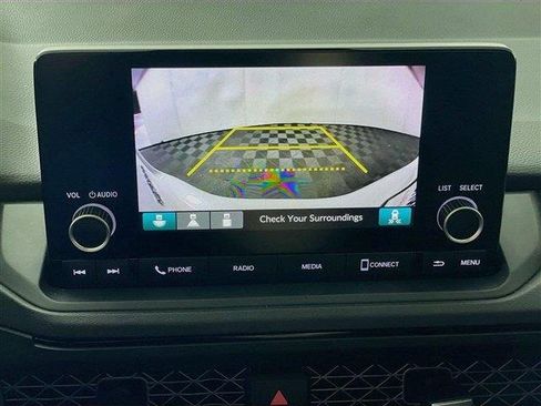 Used 2025 Honda Accord SE image 15
