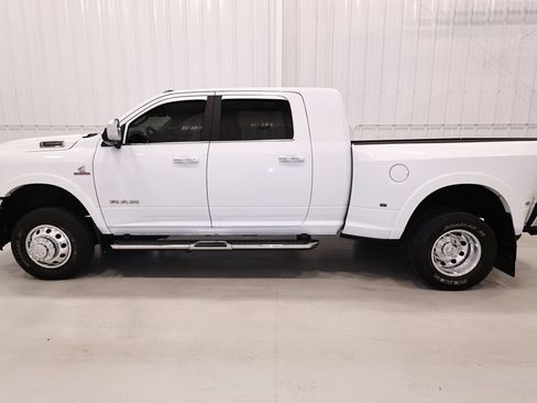 Used 2022 RAM 3500 Laramie AWD/4WD image 7