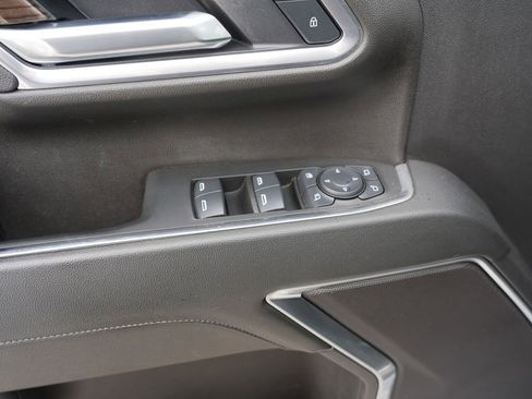 Used 2025 Chevrolet Silverado 3500 LT w/ All Star Edition image 17