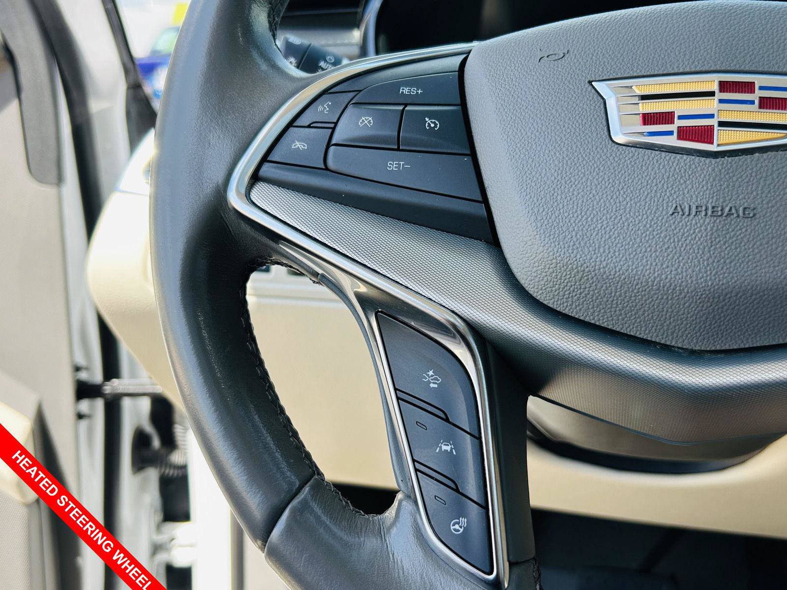 Used 2020 Cadillac XT5 Premium Luxury w/ LPO, Floor Liner Package FWD image 8