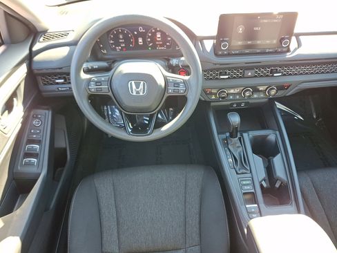 Used 2024 Honda Accord EX image 11