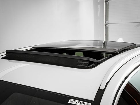 Used 2023 BMW X3 xDrive30i w/ Premium Package image 14