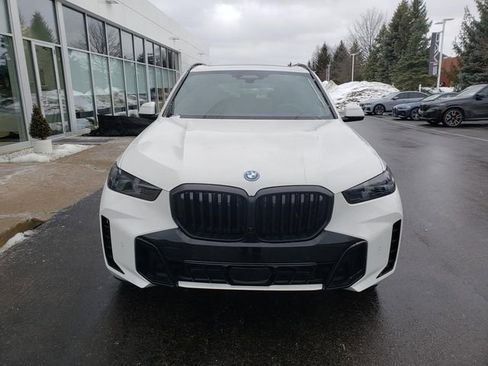 New 2026 BMW X5 xDrive50e w/ M Sport Package image 2