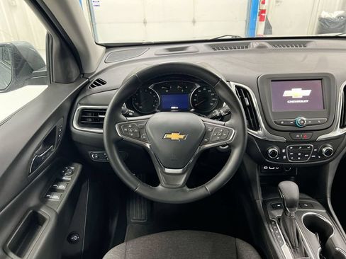 Used 2024 Chevrolet Equinox LT AWD/4WD image 11