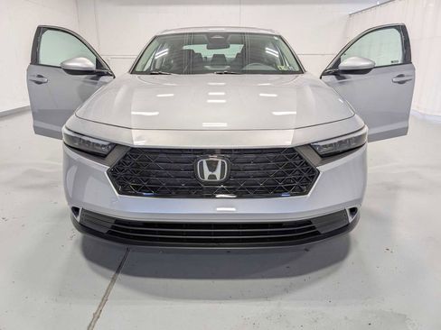 Used 2023 Honda Accord EX image 14