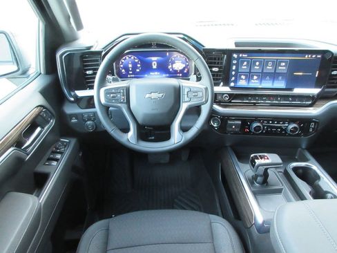 New 2026 Chevrolet Silverado 1500 RST w/ True North Edition Plus AWD/4WD image 16