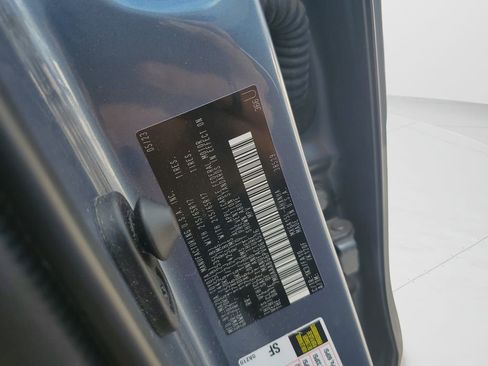 Used 2023 Toyota Corolla Cross L AWD/4WD image 26
