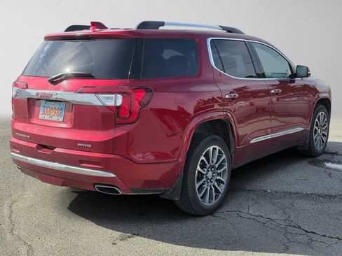 Certified 2021 GMC Acadia Denali w/ Denali Technology Package AWD/4WD image 3