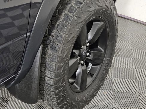 Used 2019 RAM 1500 Classic Warlock image 8