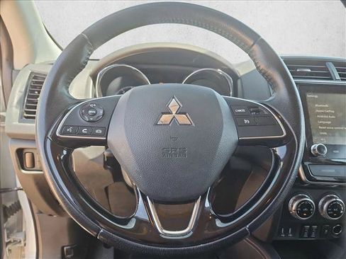 Used 2020 Mitsubishi Outlander Sport SE FWD image 12