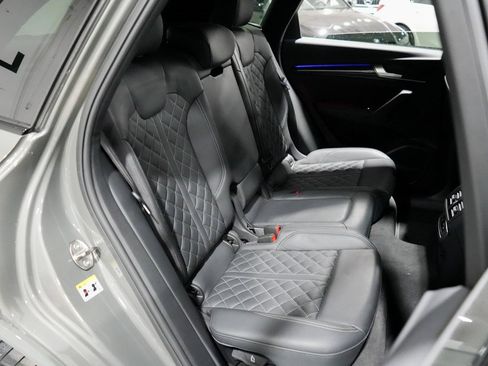 Used 2025 Audi SQ5 Premium Plus w/ Premium Plus Package image 27