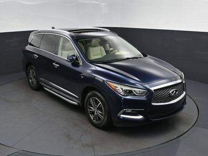 Used 2017 INFINITI QX60 FWD w/ Premium Plus Package