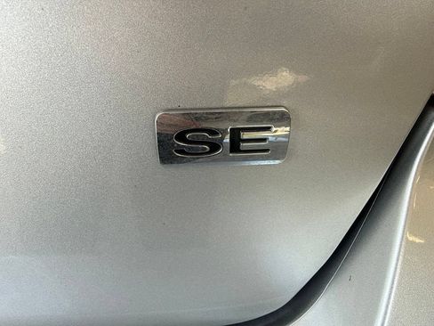 Used 2011 Ford Focus SE w/ 201A Rapid Spec Order Code FWD image 10