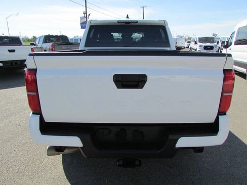 Used 2024 Toyota Tacoma TRD Sport RWD image 8