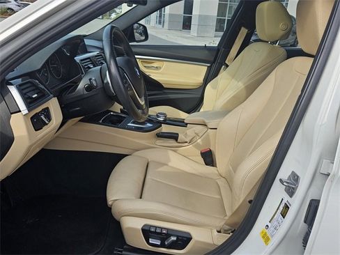 Used 2017 BMW 330i Sedan image 3