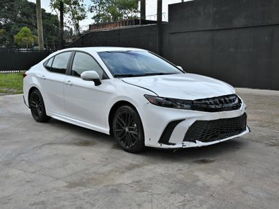 Used 2025 Toyota Camry SE