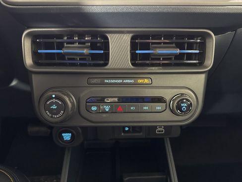 New 2026 Ford Maverick Lobo AWD/4WD image 28