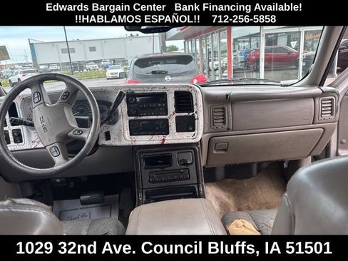Used 2005 GMC Yukon XL Denali AWD/4WD image 11