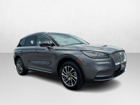 Used 2022 Lincoln Corsair AWD w/ Equipment Group 101A image 3