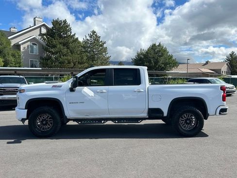 Used 2021 Chevrolet Silverado 2500 LT w/ Z71 Off-Road Package AWD/4WD image 7