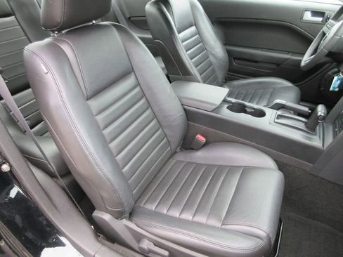 Used 2007 Ford Mustang GT Premium image 26