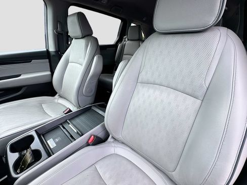 Certified 2024 Honda Odyssey Elite image 26