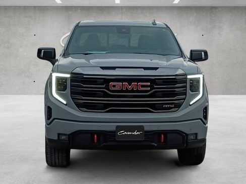 Used 2024 GMC Sierra 1500 AT4 w/ Technology Package AWD/4WD image 18