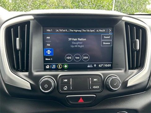 Used 2021 GMC Terrain SLT image 25