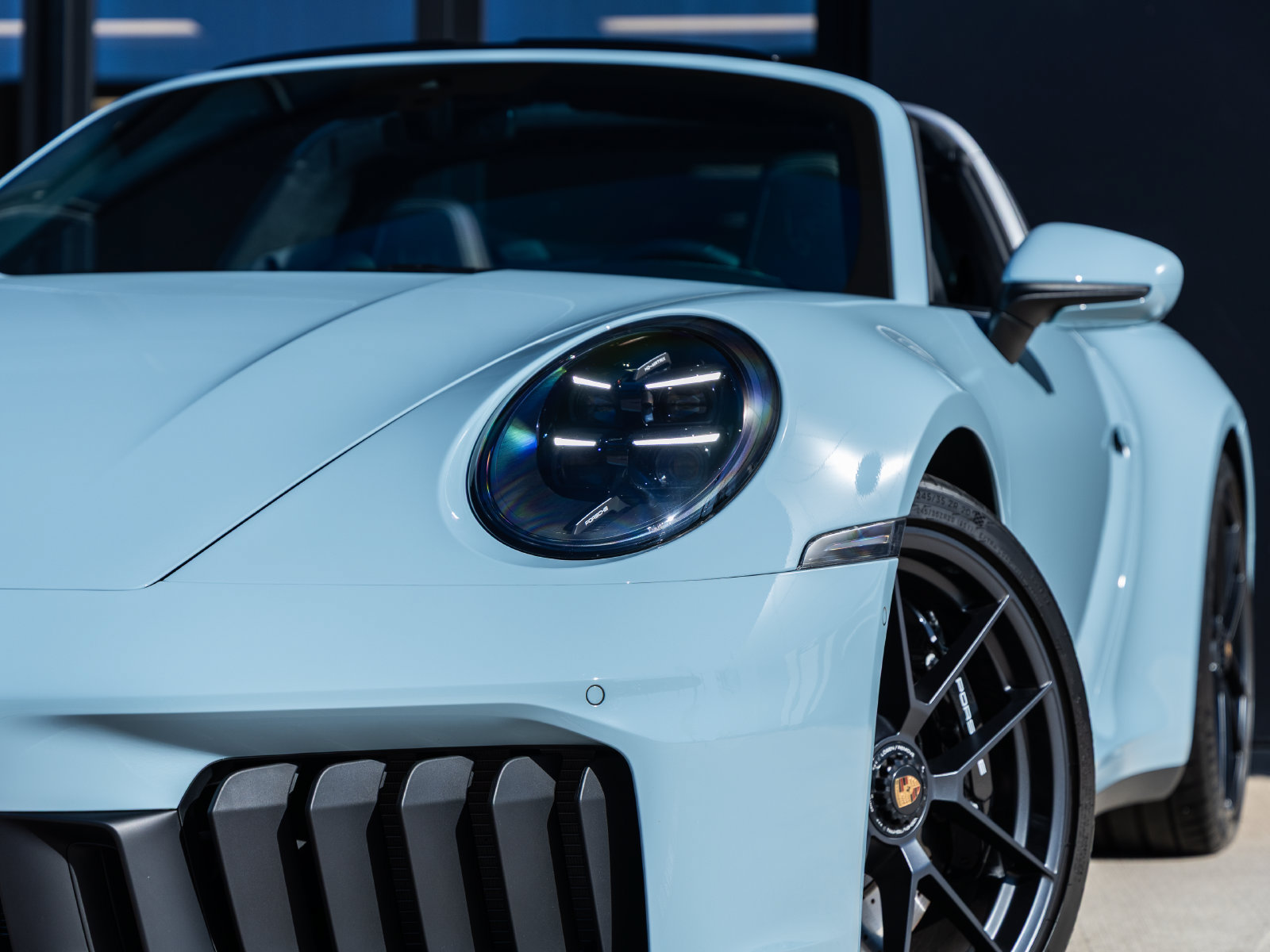 Certified 2026 Porsche 911 Targa 4 GTS AWD/4WD image 23