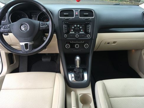 Used 2013 Volkswagen Jetta TDI FWD image 25