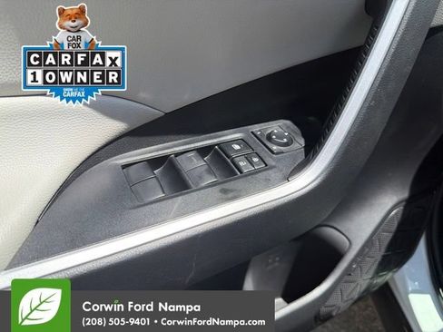 Used 2021 Toyota RAV4 XLE w/ XLE Grade Weather Package AWD/4WD image 10