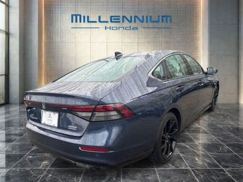 Used 2023 Honda Accord Touring image 17