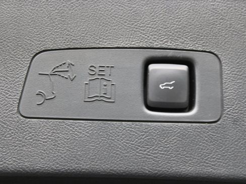 Used 2022 Lincoln Corsair Reserve w/ Elements Package image 37