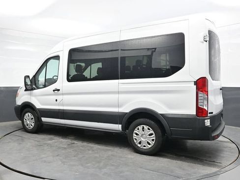 Used 2016 Ford Transit 150 XLT RWD image 4
