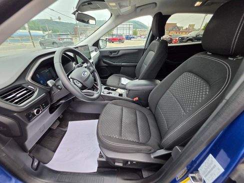 Used 2023 Ford Escape Active w/ Tech Pack #1 AWD/4WD image 17
