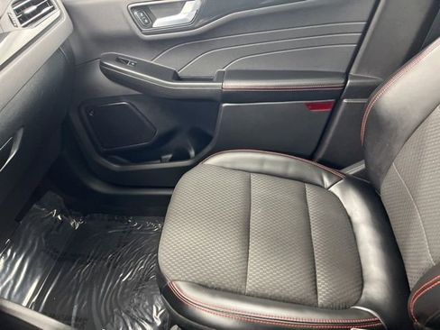 Used 2023 Ford Escape ST-Line Select w/ Tech Pack #2 image 18