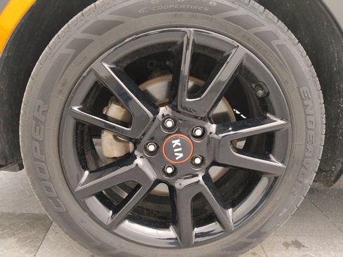 Used 2020 Kia Soul GT-Line Turbo FWD image 31
