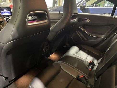 Used 2018 Mercedes-Benz CLA 250 image 5