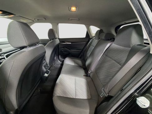 Used 2025 Kia Seltos LX AWD/4WD image 24
