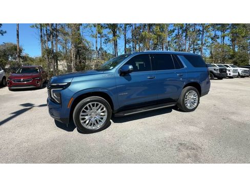 Certified 2025 Chevrolet Tahoe High Country w/ Sun And Tow Package image 5