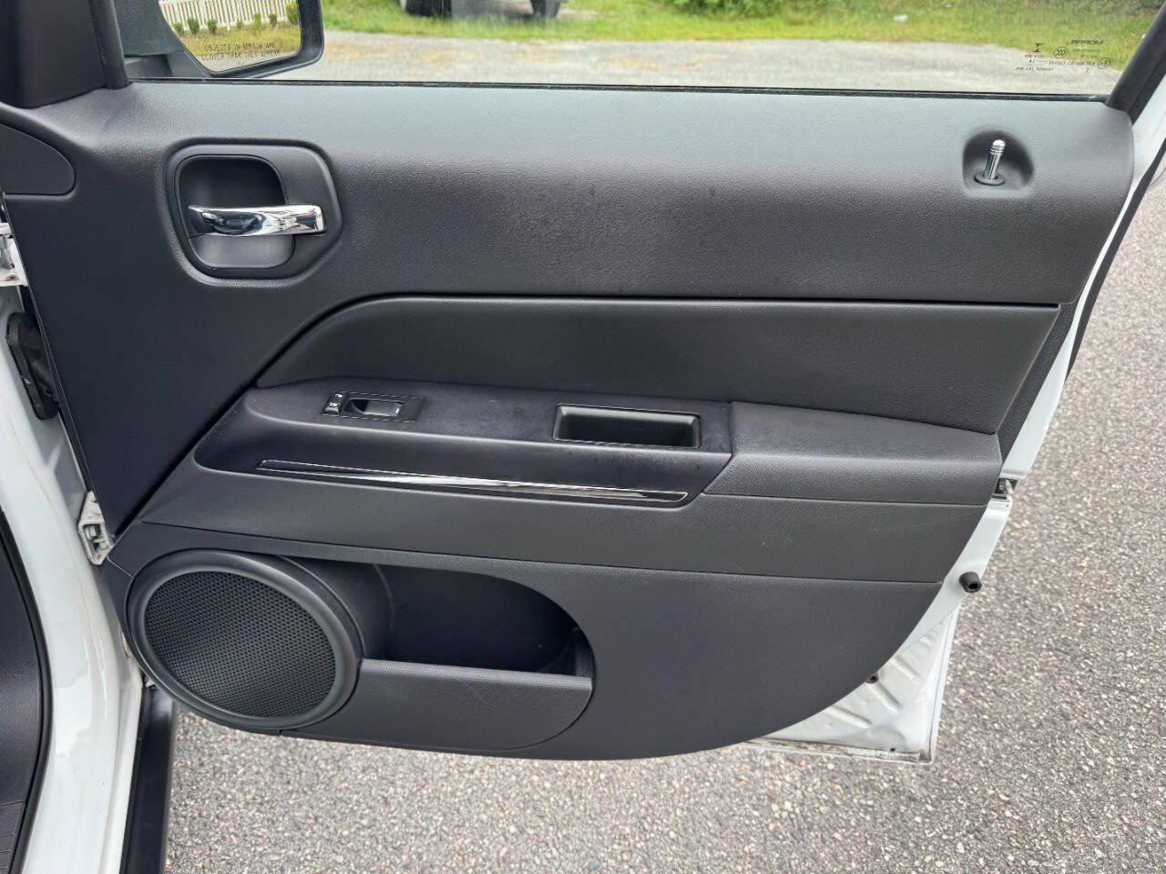 Used 2014 Jeep Patriot Limited FWD image 46