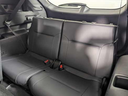 Used 2024 Mitsubishi Outlander SE FWD image 26