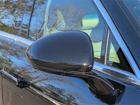 Used 2025 Genesis G90 3.5T image 11