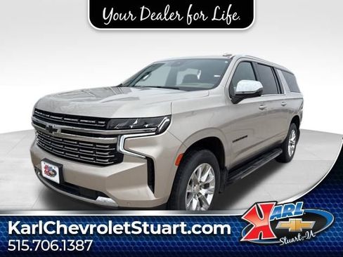 Used 2024 Chevrolet Suburban Premier image 1